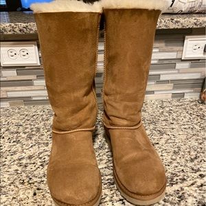 Women’s size 9 UGG’s Bailey Bow Tall Boots